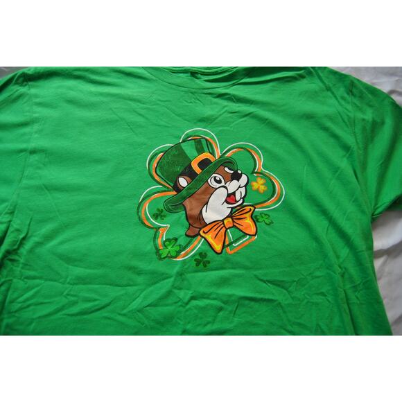 Buc-ees Green Short Sleeve Limited Edition Irish Shirt Medium - Picture 2 of 8